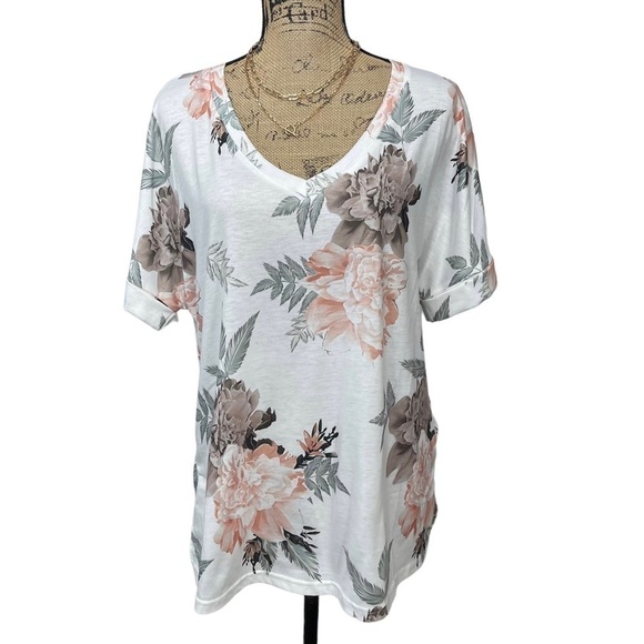 Boutique Floral V Neck Tee with Rolled Sleeves and a Longer Loose Fit - Picture 6 of 14